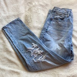 American Eagle Mom Jeans